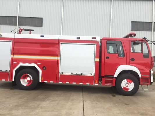 Howo Red Color Water Foam Fire Truck 196kw 6 Ton With Double Cabin