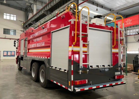 Professional Heavy Rescue Fire Trucks 6X4 10000L With Water And Foam