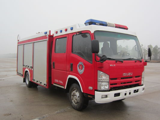 کامیون آتش نشانی فوم 4000 لیتری ISUZU 4X2 190 اسب بخار چین
