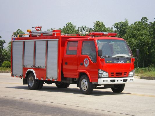 مینی 120HP 6 چرخ ISUZU 2000L مخزن آب و فوم موتور آتش نشانی