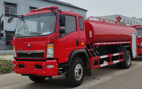 HOWO 160HP Emergency Fire Vehicle 6 Wheeled Red Color For Fire Fighting Rescue